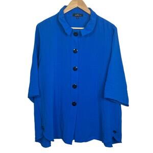 Yushi Size XL Made in USA Blue Large Buttons Lagen Look Blouse